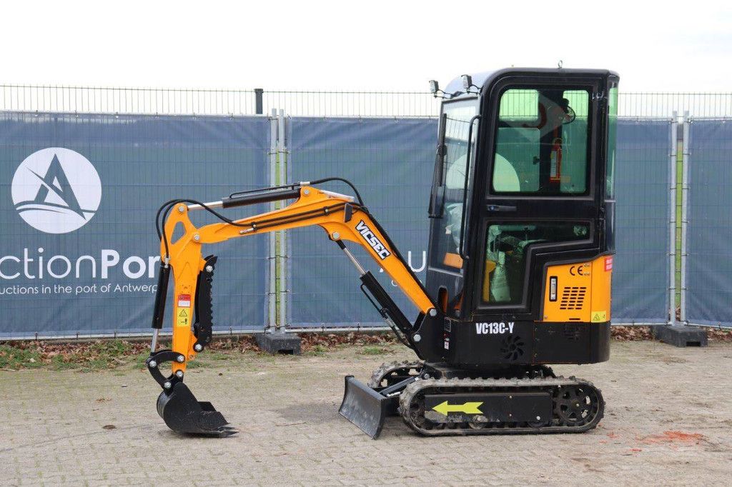 Mini excavator Vicsec VC13C-Y Petrol 13.5 hp 2025 New