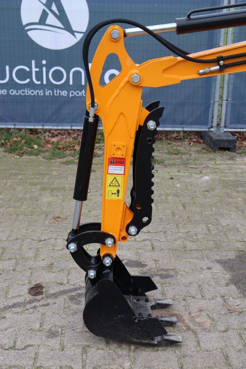Mini excavator Vicsec VC13C-Y Petrol 13.5 hp 2025 New