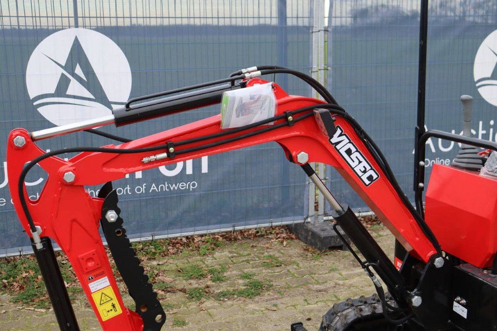 Minibagger Vicsec 13-R Benzin 13,5 PS 2025 Neu