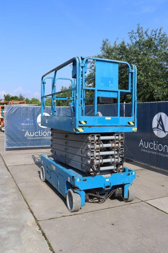 Genie GS4047 Electric Scissor Lift 350kg 13.70m 2013