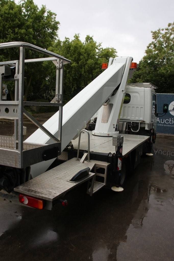 Nissan Cabstar Diesel 25,8 m 2013 LKW-montierte Hubarbeitsbühne