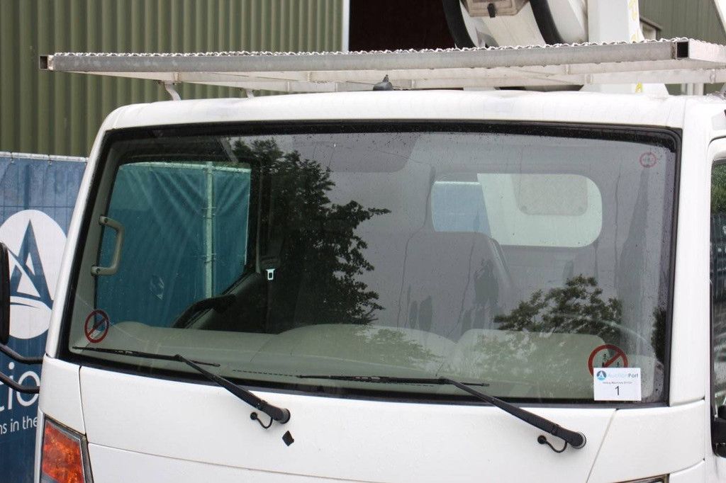 Nissan Cabstar Diesel 25,8 m 2013 LKW-montierte Hubarbeitsbühne