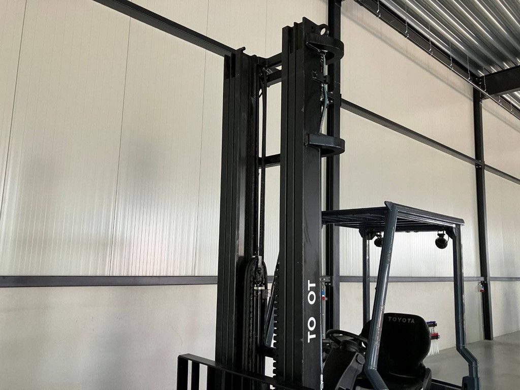 Toyota 8FBE16T Elektrogabelstapler 1600 kg 5,0 m 2020