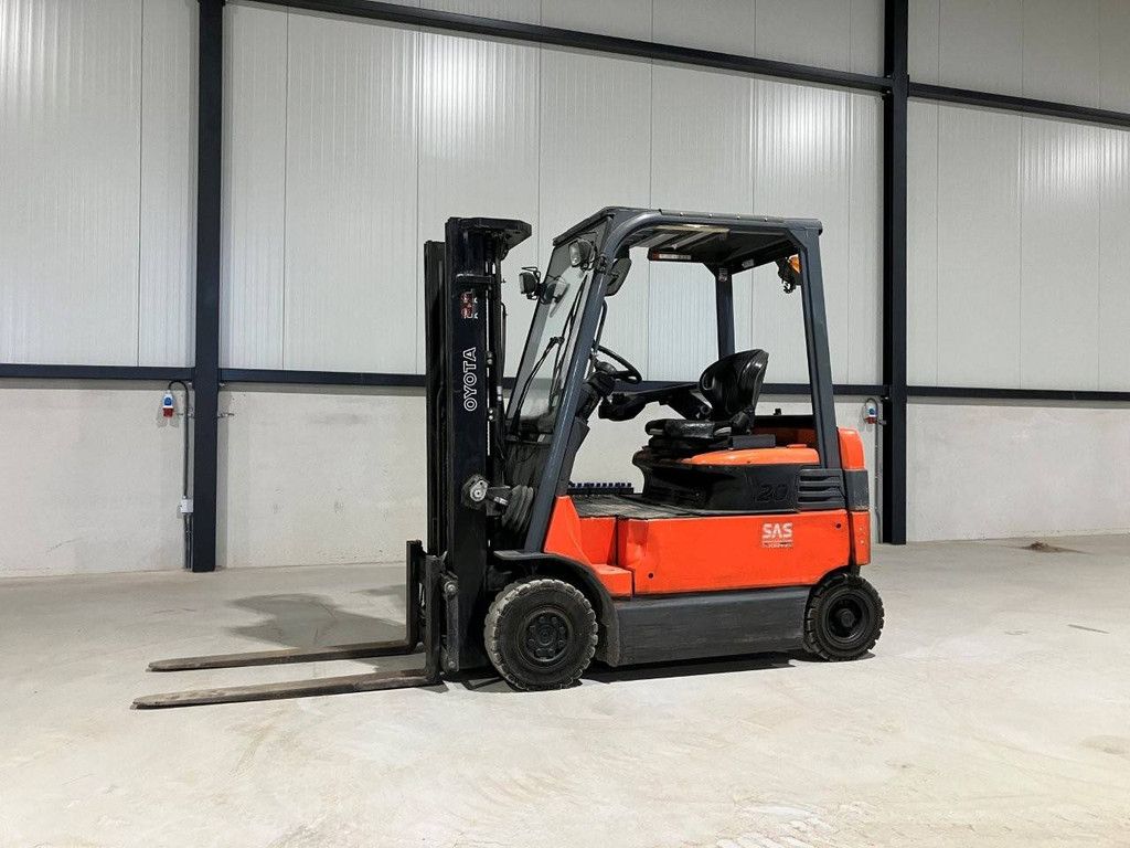 Toyota 7FBMF20 Elektro-Gabelstapler, 2000 kg, 4,7 m, Baujahr 2011