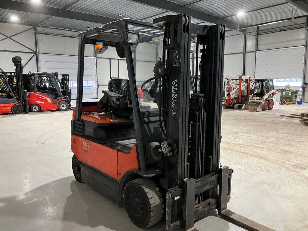 Toyota 7FBMF20 Elektro-Gabelstapler, 2000 kg, 4,7 m, Baujahr 2011