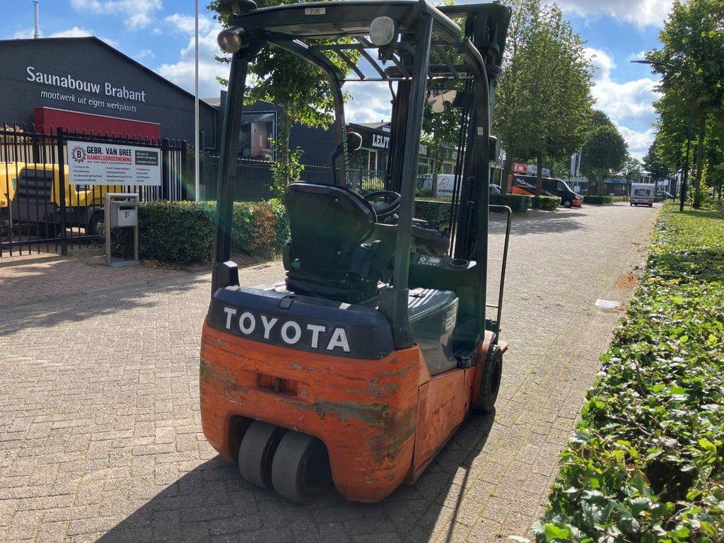 Toyota 8FBR20T Electric Forklift 2000kg