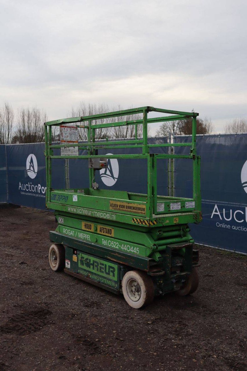 Scissor lift Skyjack SJ 3220 Electric 8.1m 1998