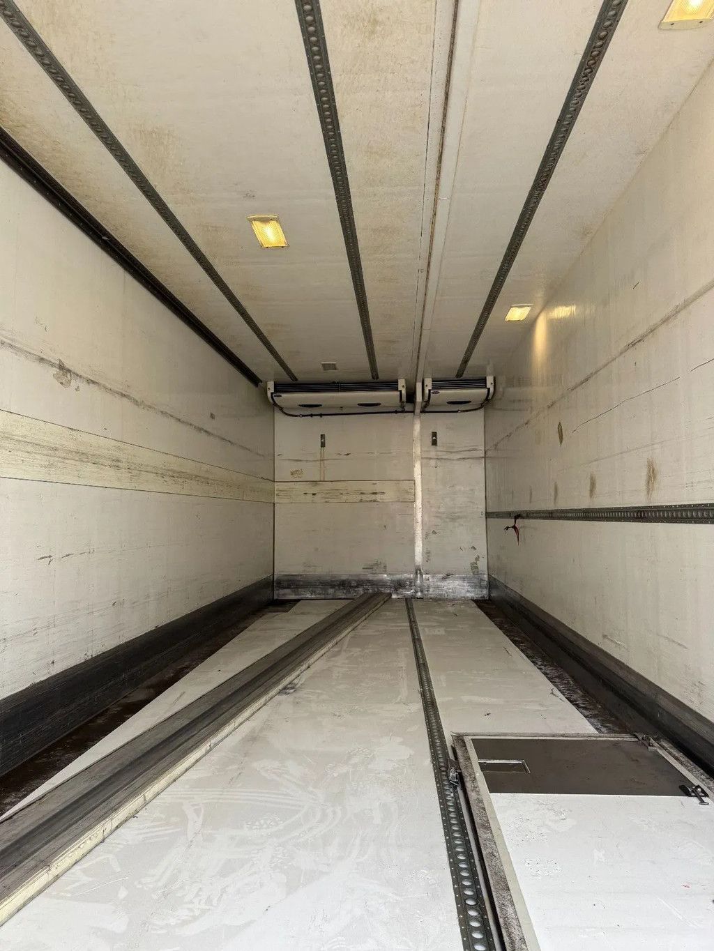 Scania P230 **FRIGO-COLDROOM-SWISS TRUCK**