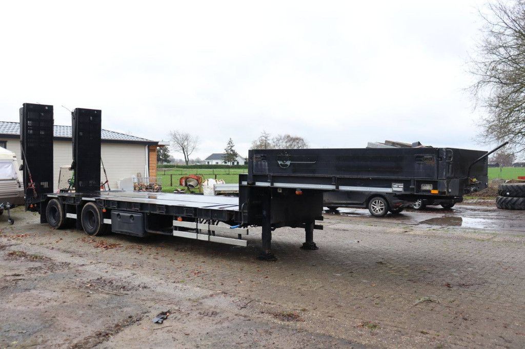 Goldhofer STZ-L2-26/80, Baujahr 1991, Halbtieflader