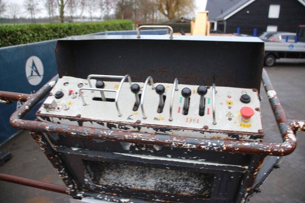 Telescopic aerial work platform AICHI RZ150 Diesel 17m 2001