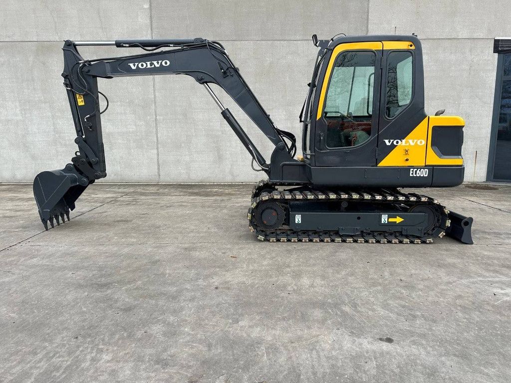 Crawler excavator Volvo EC60D Diesel 36.5kW 2017
