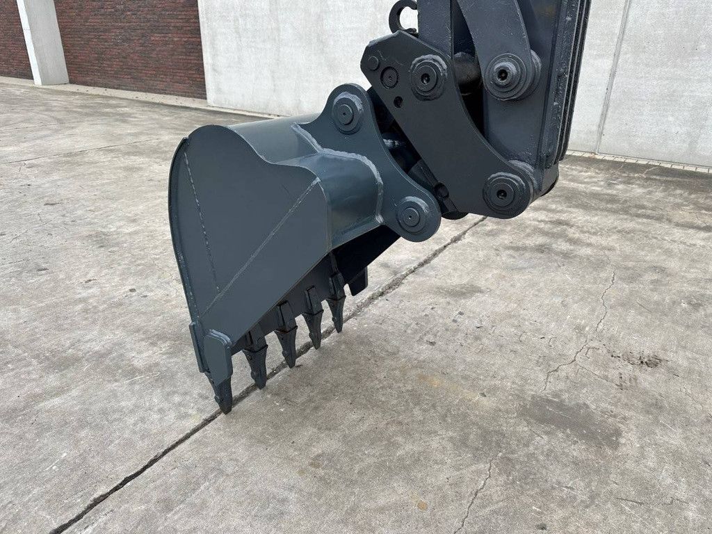 Crawler excavator Volvo EC60D Diesel 36.5kW 2017