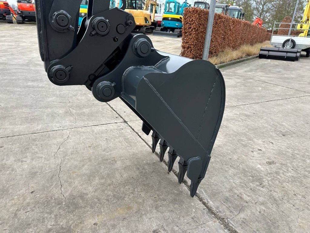 Crawler excavator Volvo EC60D Diesel 36.5kW 2017