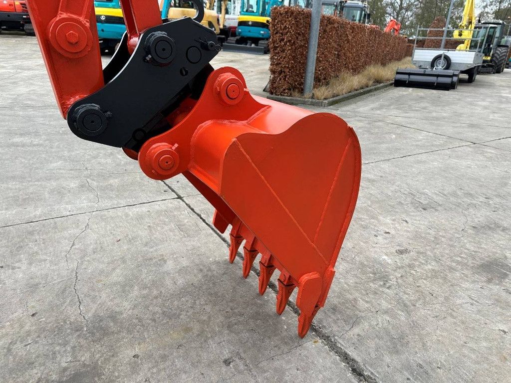 Crawler excavator Kubota KX165-5 Diesel 2014