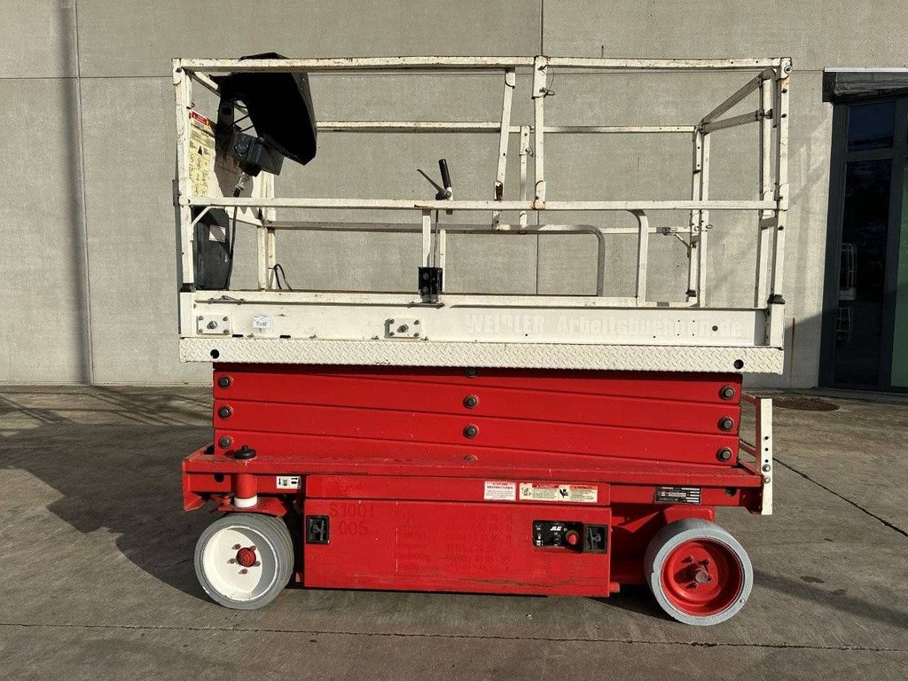 Scissor lift JLG 2646 Electric 7.9m 2002