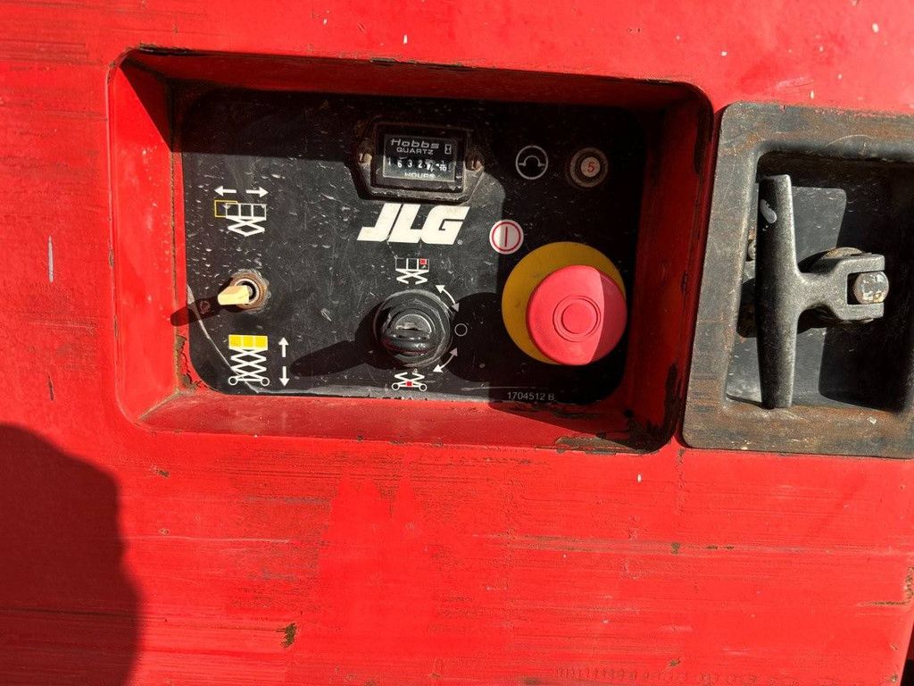 Scissor lift JLG 2646 Electric 7.9m 2002