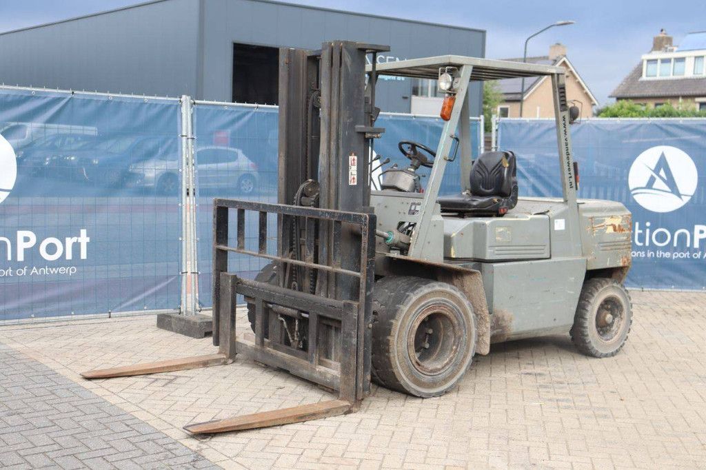 Gabelstapler Yang FD-45TIP Diesel 4500 kg 4,7 m 1999