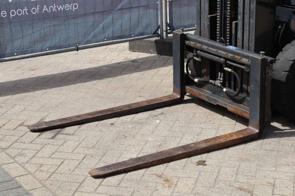 Gabelstapler Nissan UD02A25PQ LPG 2500kg 4,75m 2005