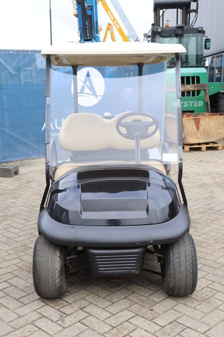 Golfwagen Club Car Benzin