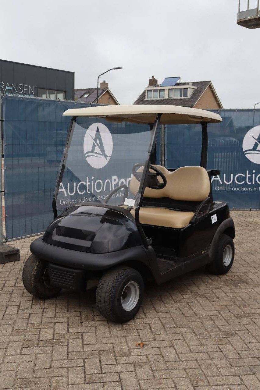 Golfwagen Club Car Benzin