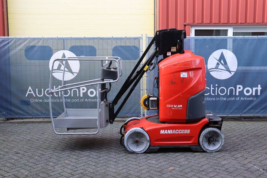 Manitou 100VJR Evolution Electric Mast Lift 9.9m 2009