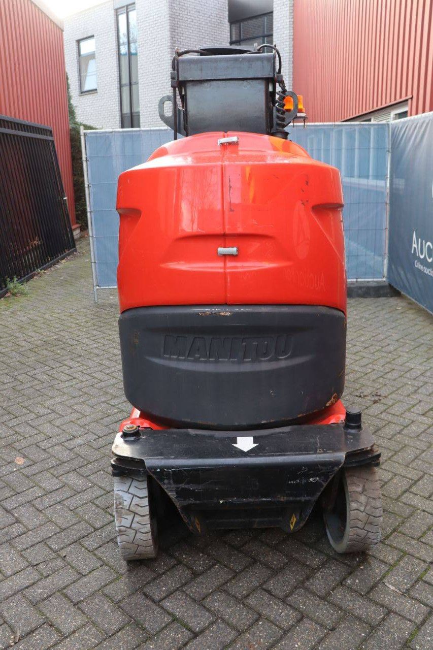 Manitou 100VJR Evolution Electric Mast Lift 9.9m 2009