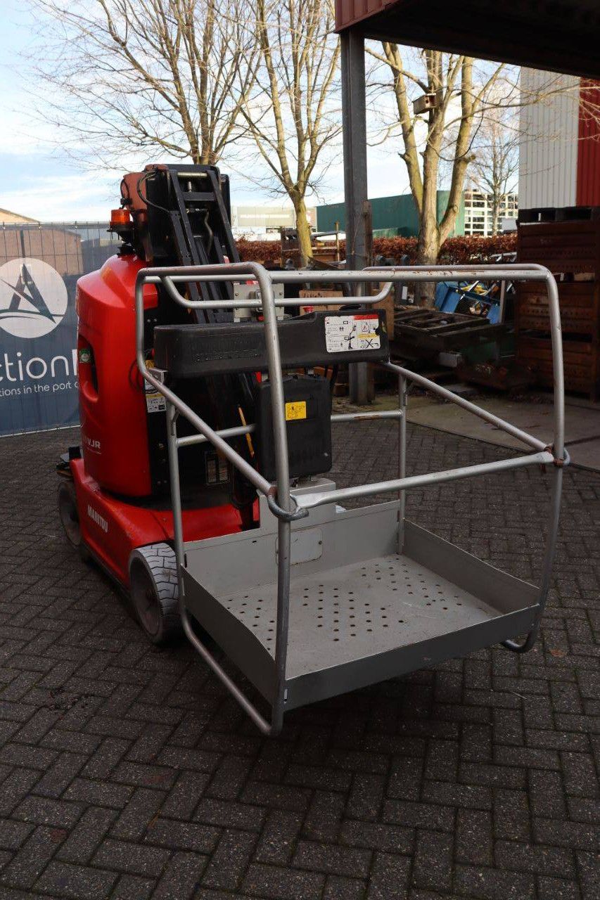 Manitou 100VJR Evolution Electric Mast Lift 9.9m 2009