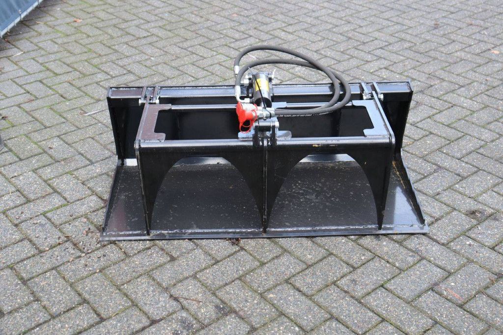 Bucket with top clamp for Skidster New