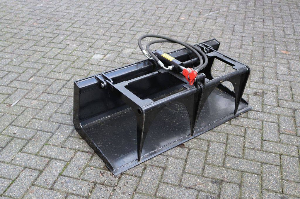 Bucket with top clamp for Skidster New