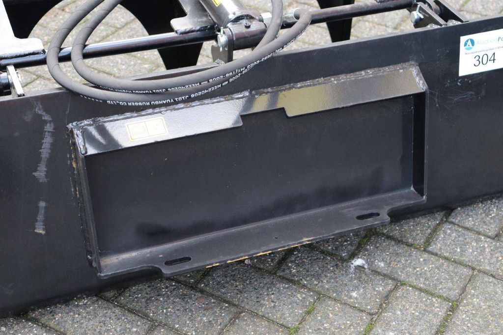 Bucket with top clamp for Skidster New