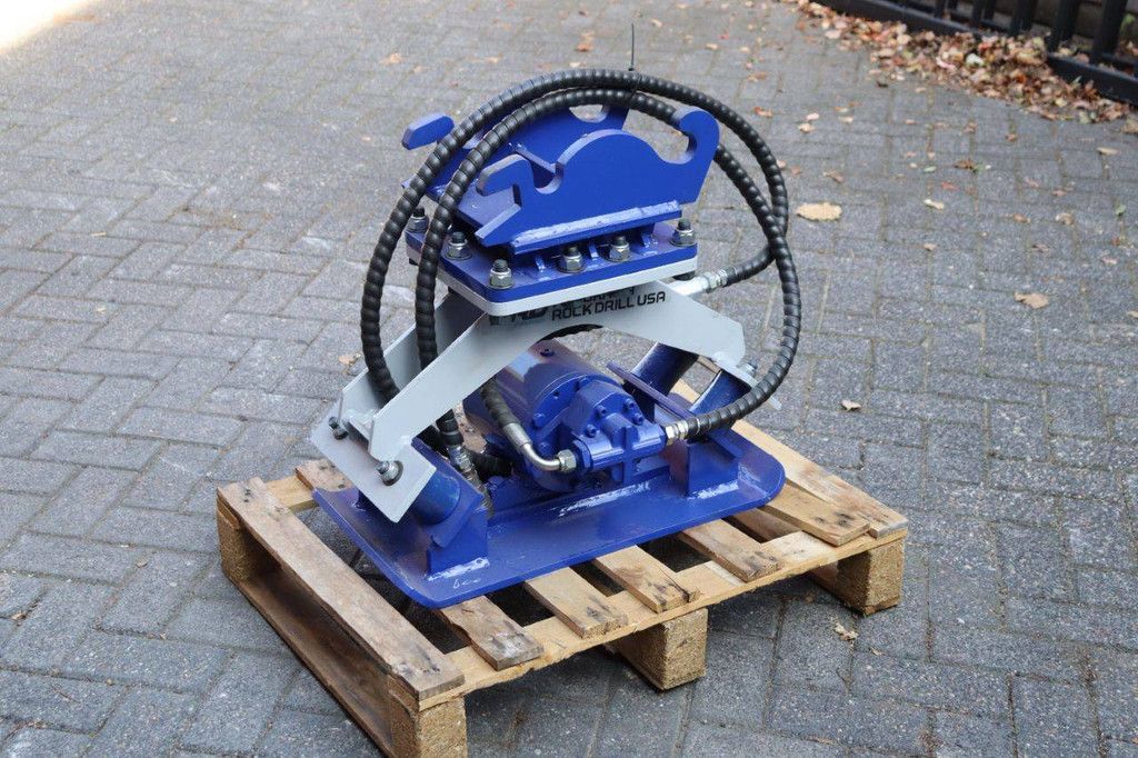 Vibrating block/vibrating plate CW05