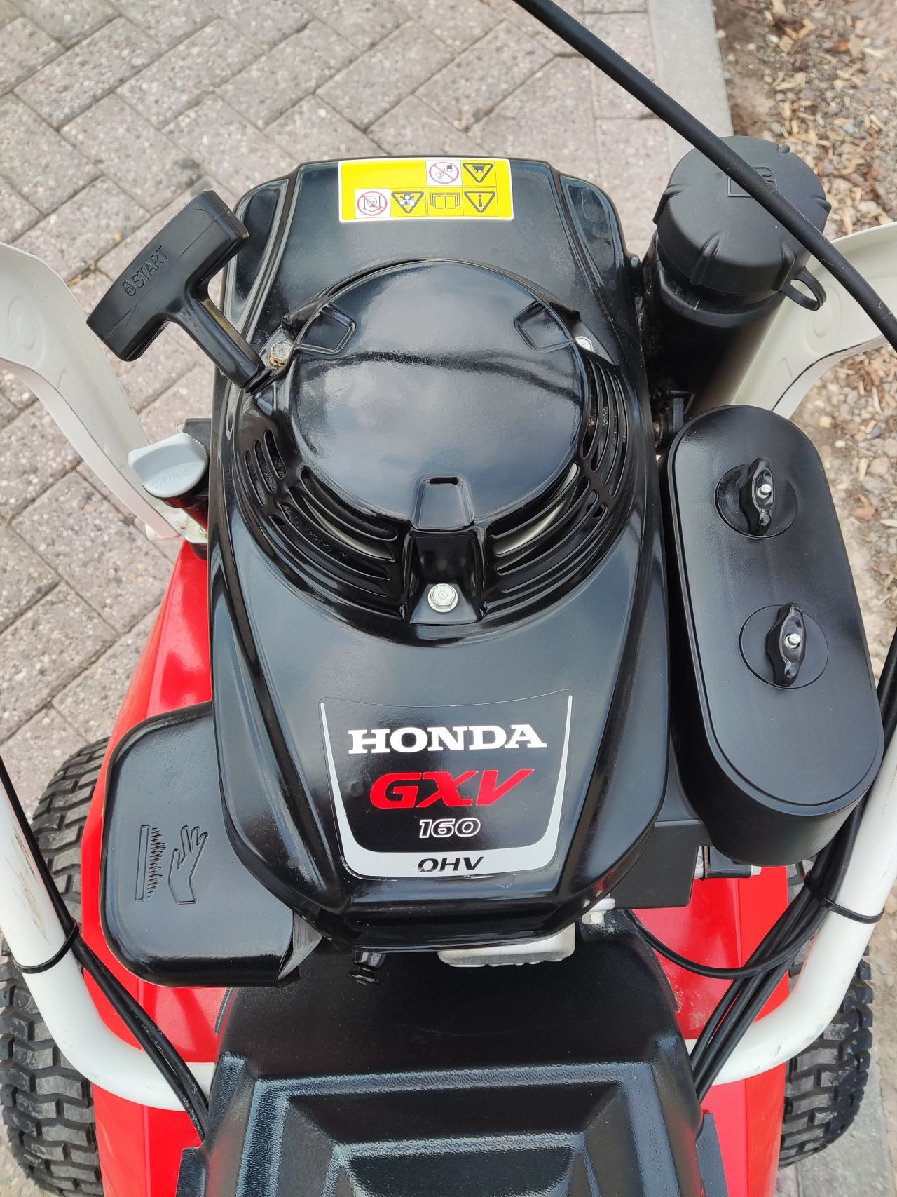 TIELBURGER veegmachine (type TK58 Hydrostat, 120 cm., hydro)