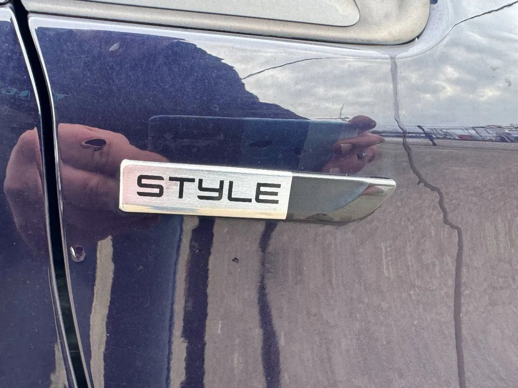 Peugeot 208 **STYLE-EURO 5B-AIRCO**