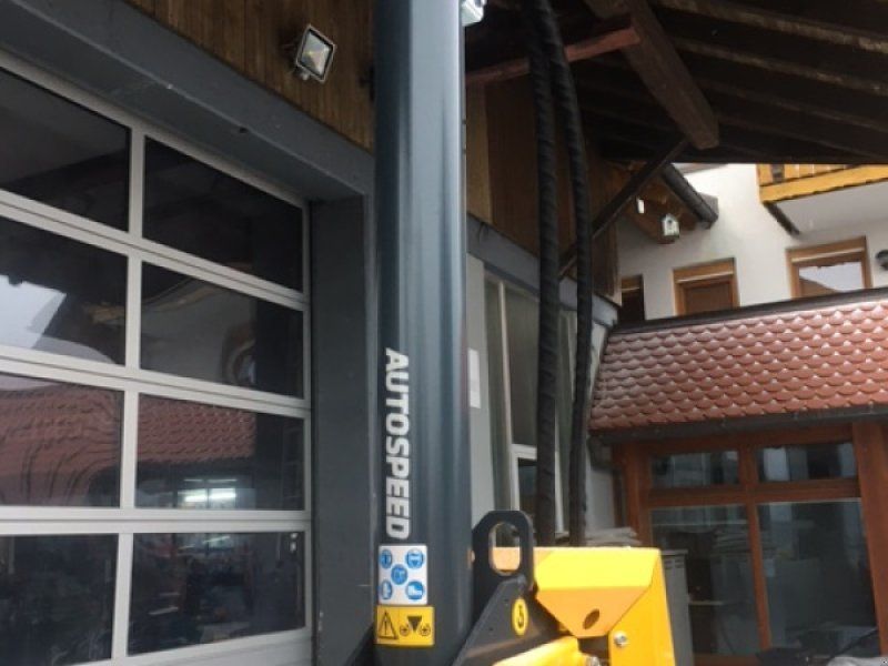 Uniforest Titanium 18