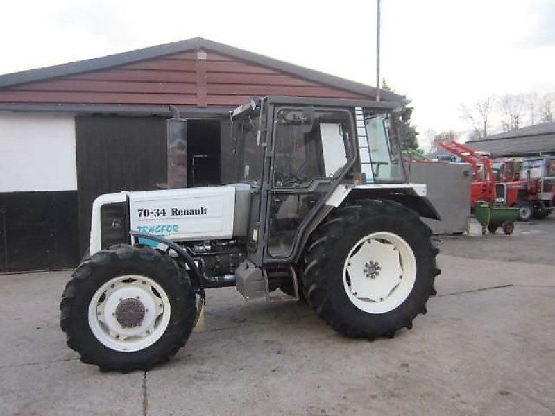 Renault 70-34