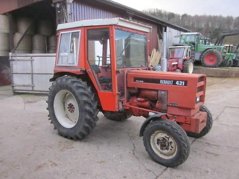 Renault 421