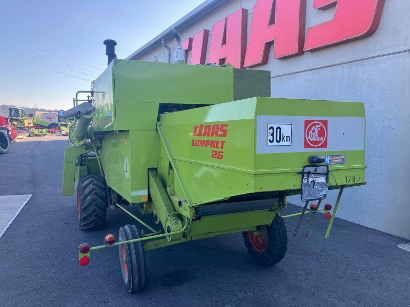 Claas Compact 25