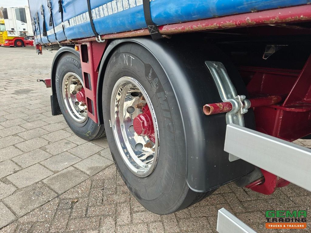 Renders ROC 12.18 N 11.2m CITY - 2-axle BPW - Lift and steer axle - Sliding tarpaulin/roof - HH floor - CageAAP - 08/2026 MOT