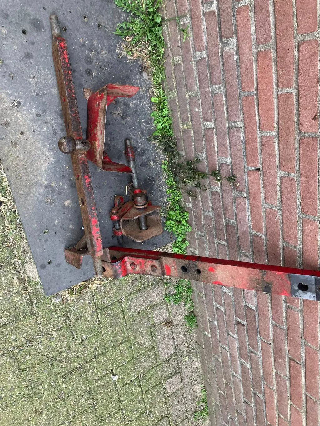 International 633 Trekker