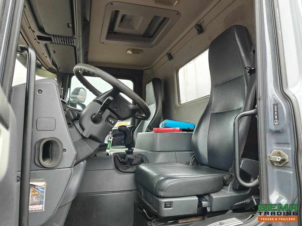 Scania P230 4x2 Tageskabine Euro 3 – Offener Laderaum 5,9 m + Effer 115CL/3S – Röntgenprüfung – HH-Boden – 09/2026 TÜV