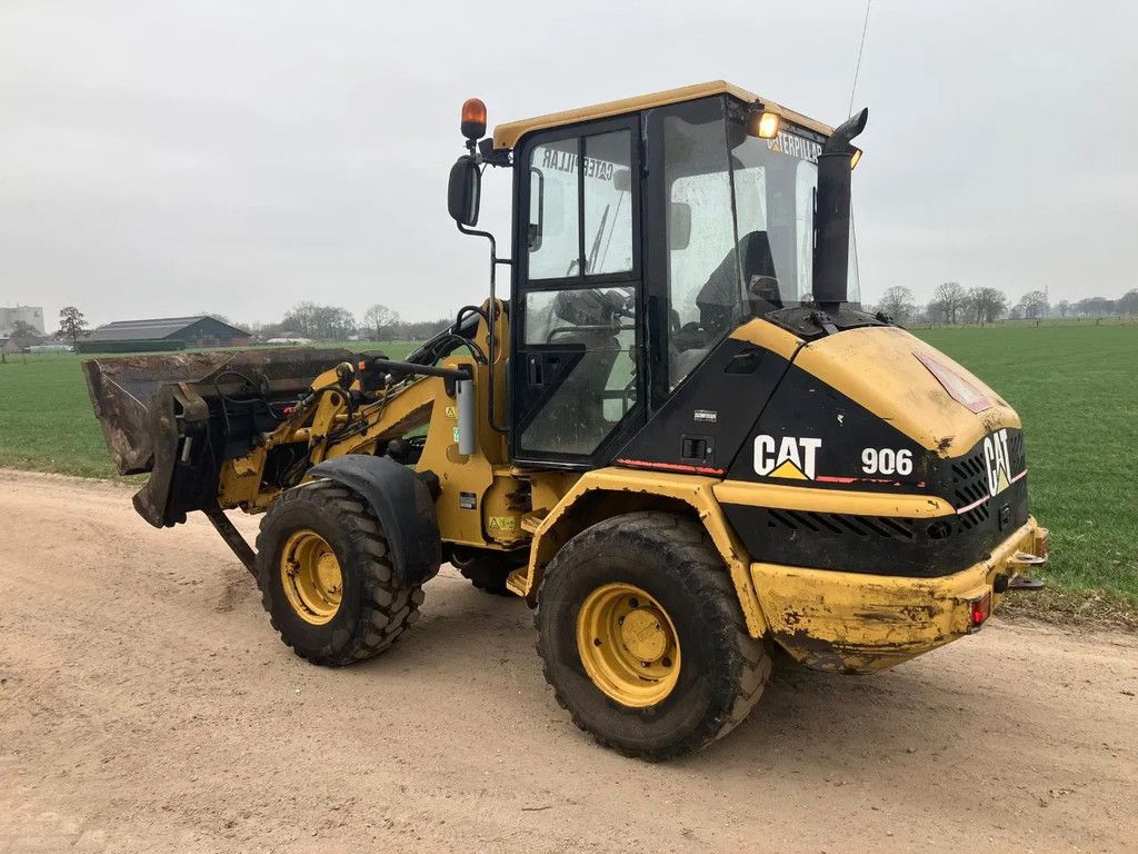 Caterpillar 906 Shovel Loader
