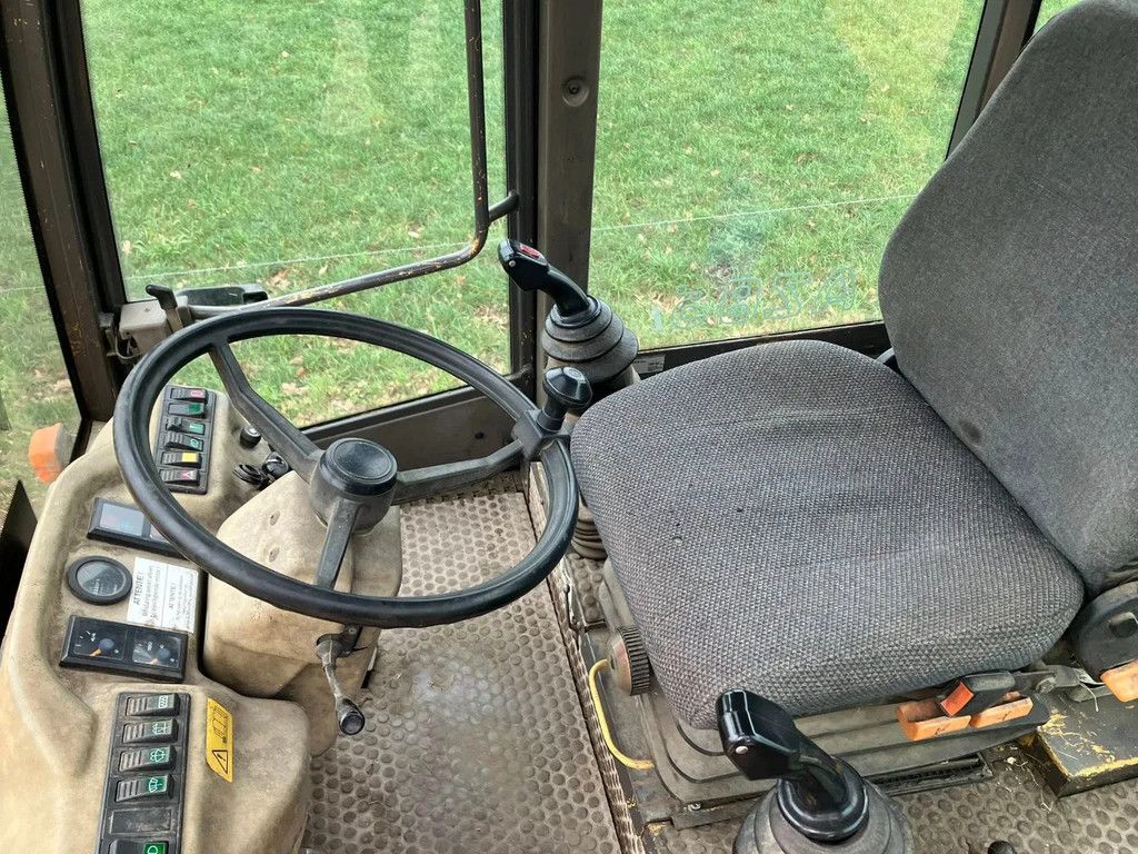 Ahlmann AZ 85 Shovel Loader