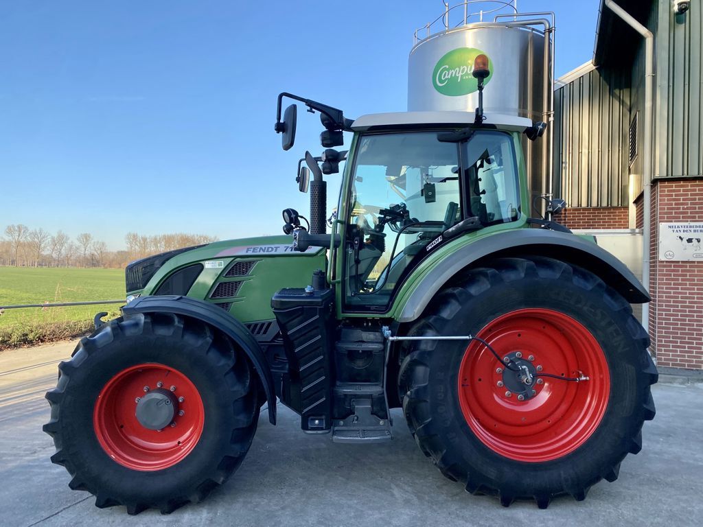 Fendt 718 SCR Profi