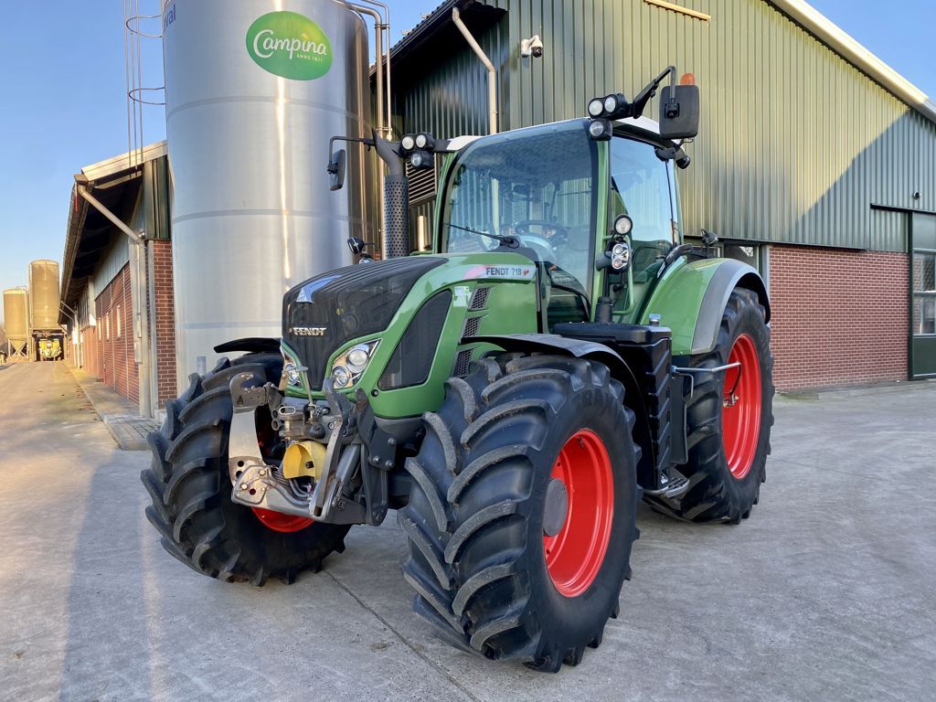 Fendt 718 SCR Profi