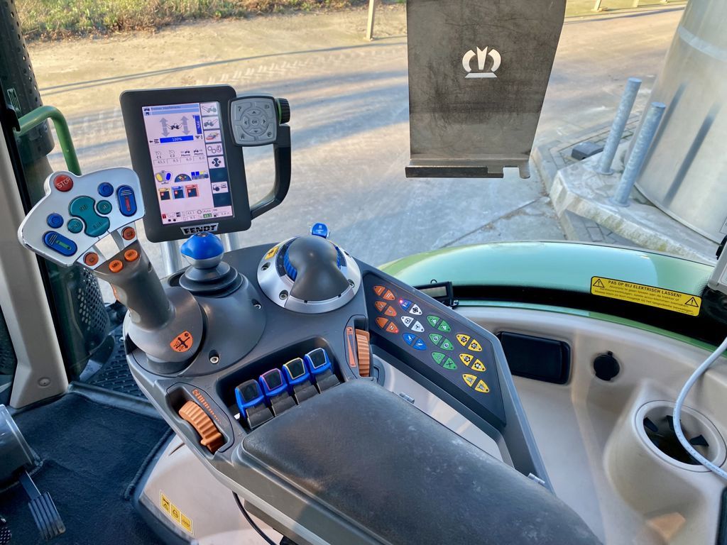 Fendt 718 SCR Profi