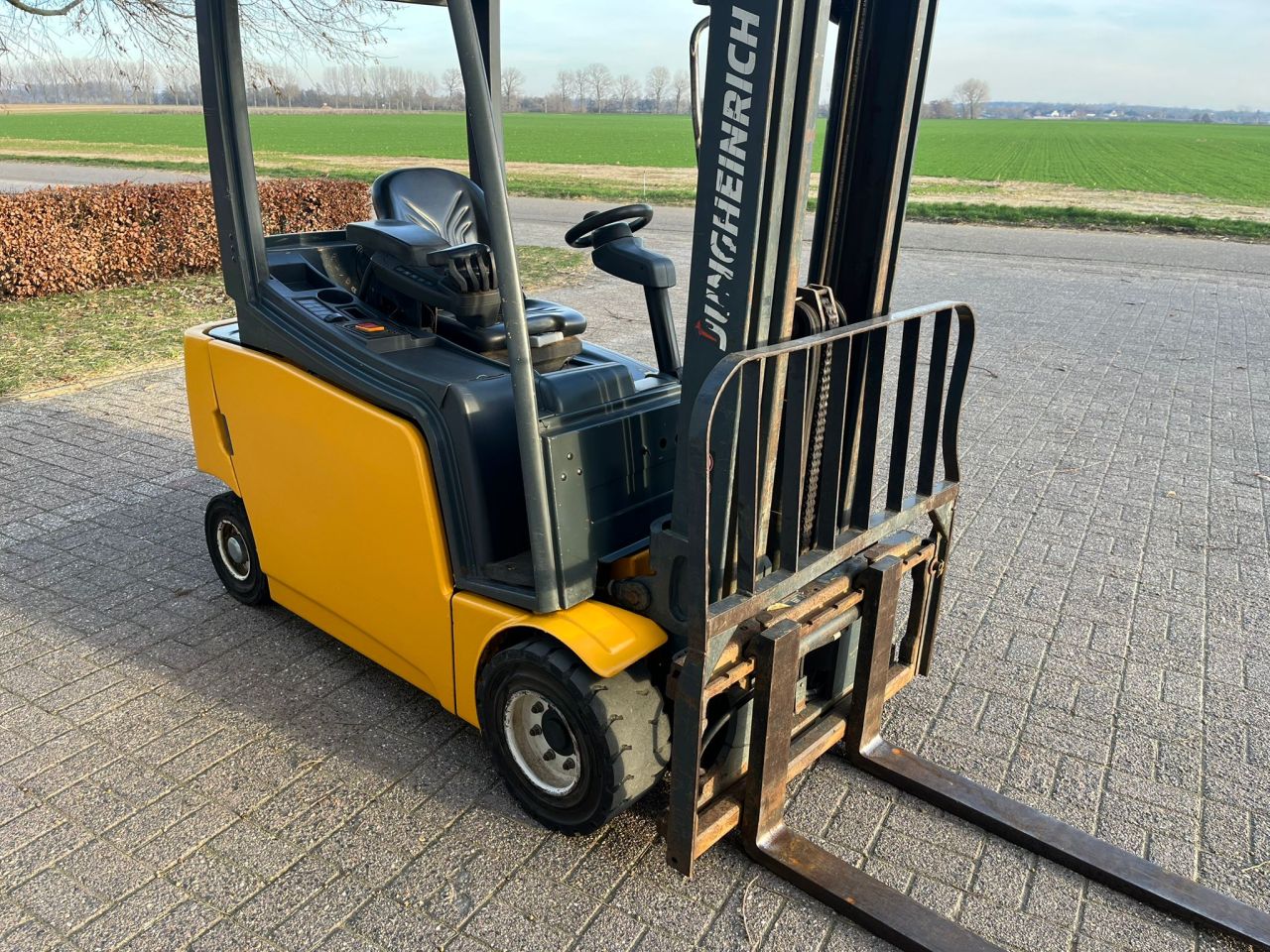 Jungheinrich EFG320 Elektrisch | 2014 | 6433U | 2T | 450CM