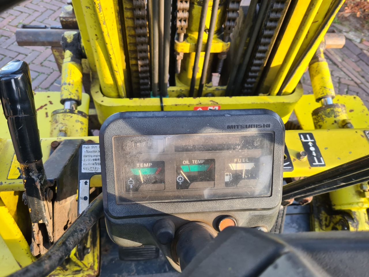 Mitsubishi FD 35 A heftruck diesel triplo mast freelift.