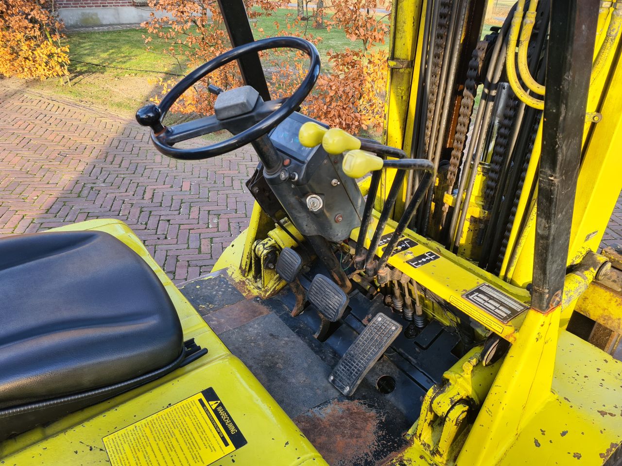 Mitsubishi FD 35 A heftruck diesel triplo mast freelift.