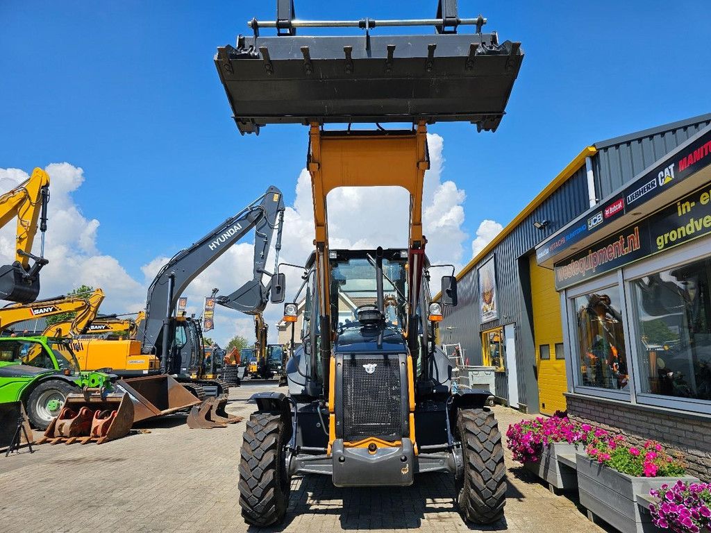 Case 570SV AC / 4x4 / Löffel / Teleskop WE1525