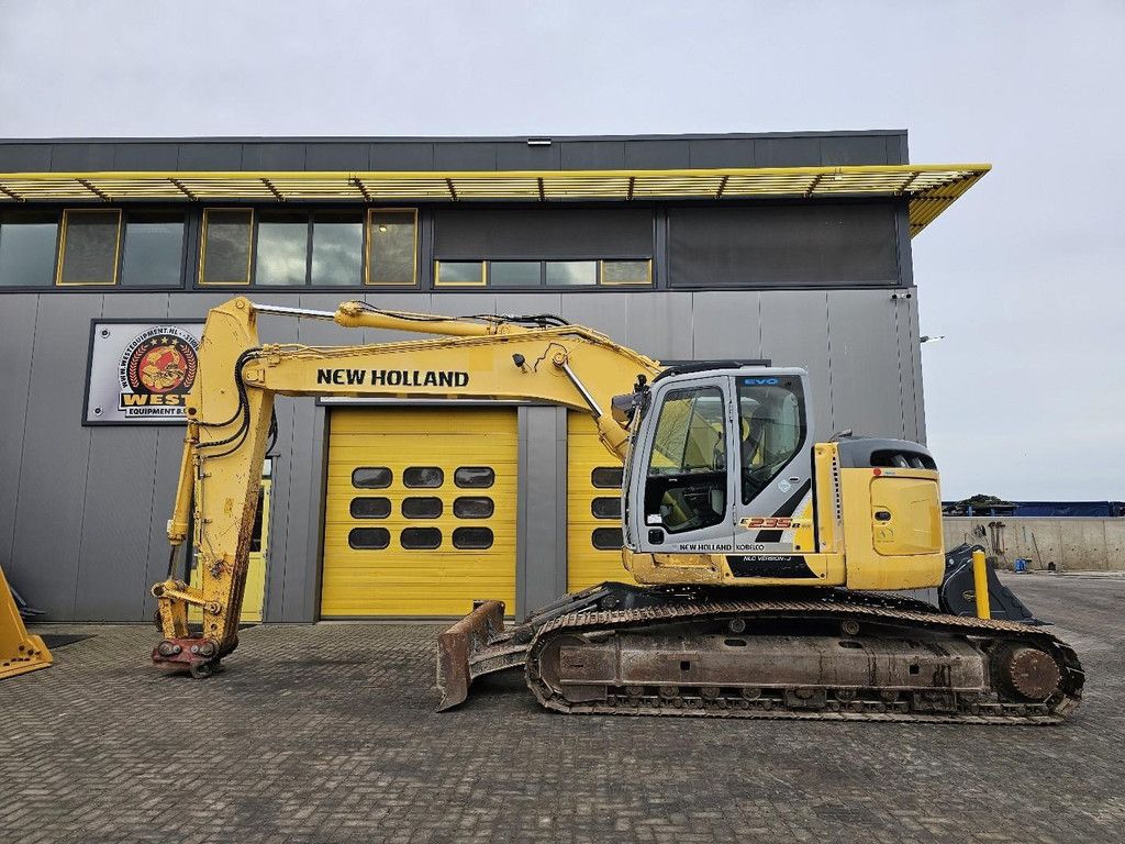 New Holland E235BSR-2 WE1537